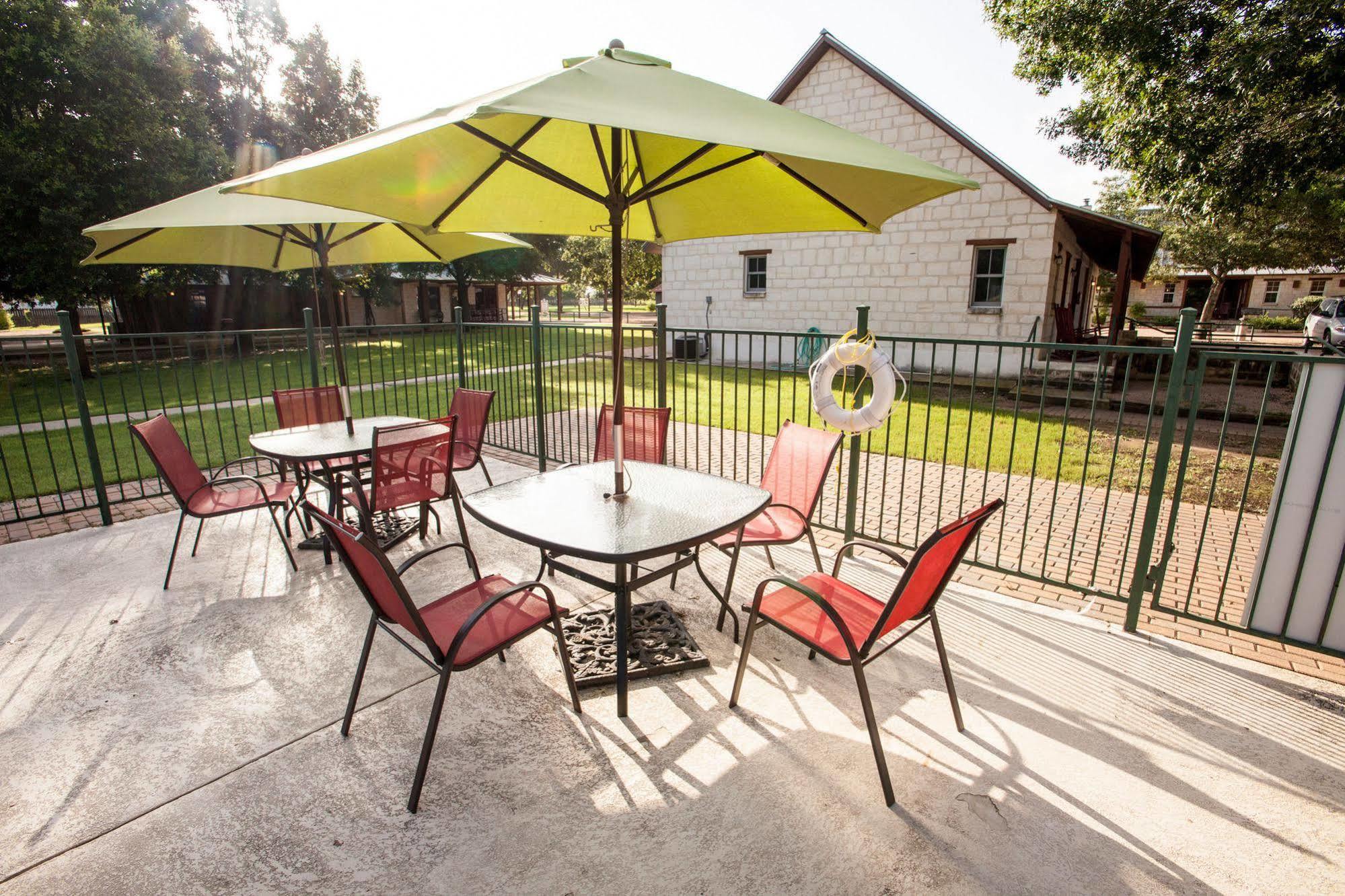 Gruene Cottages 뉴 브라운펠스 외부 사진